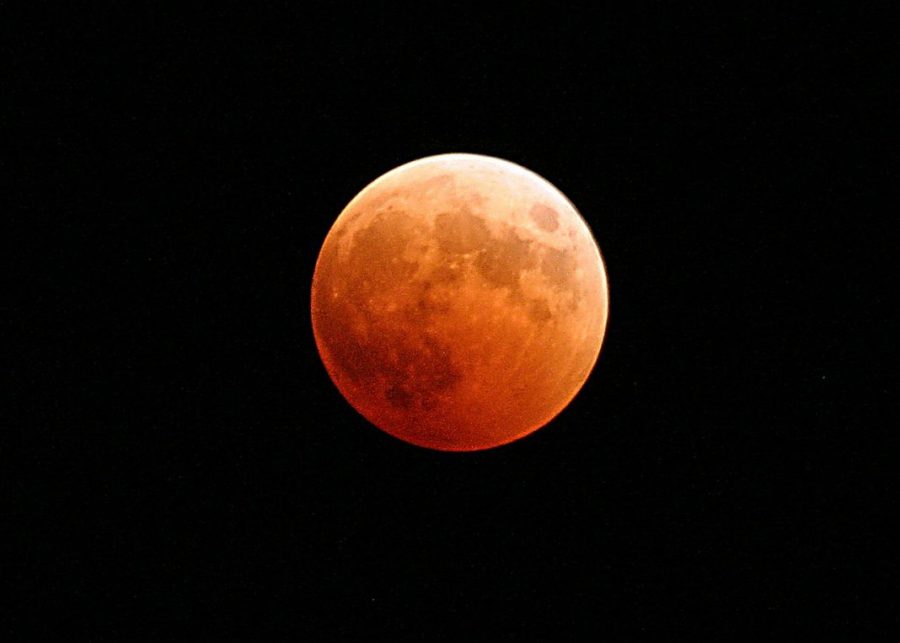 A Lunar Phenomenon That’s Truly Once in a Super Blue Blood Moon