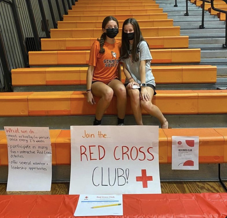 Stamford High Students Form Red Cross Club